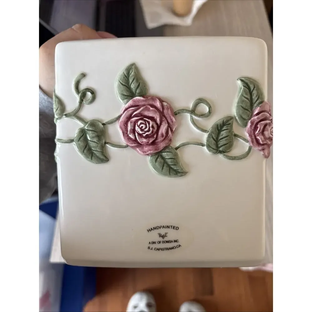 Vintage WBI Donisa Hand Painted Rosalind-5 Ceramic Rose Tissue Box Cover